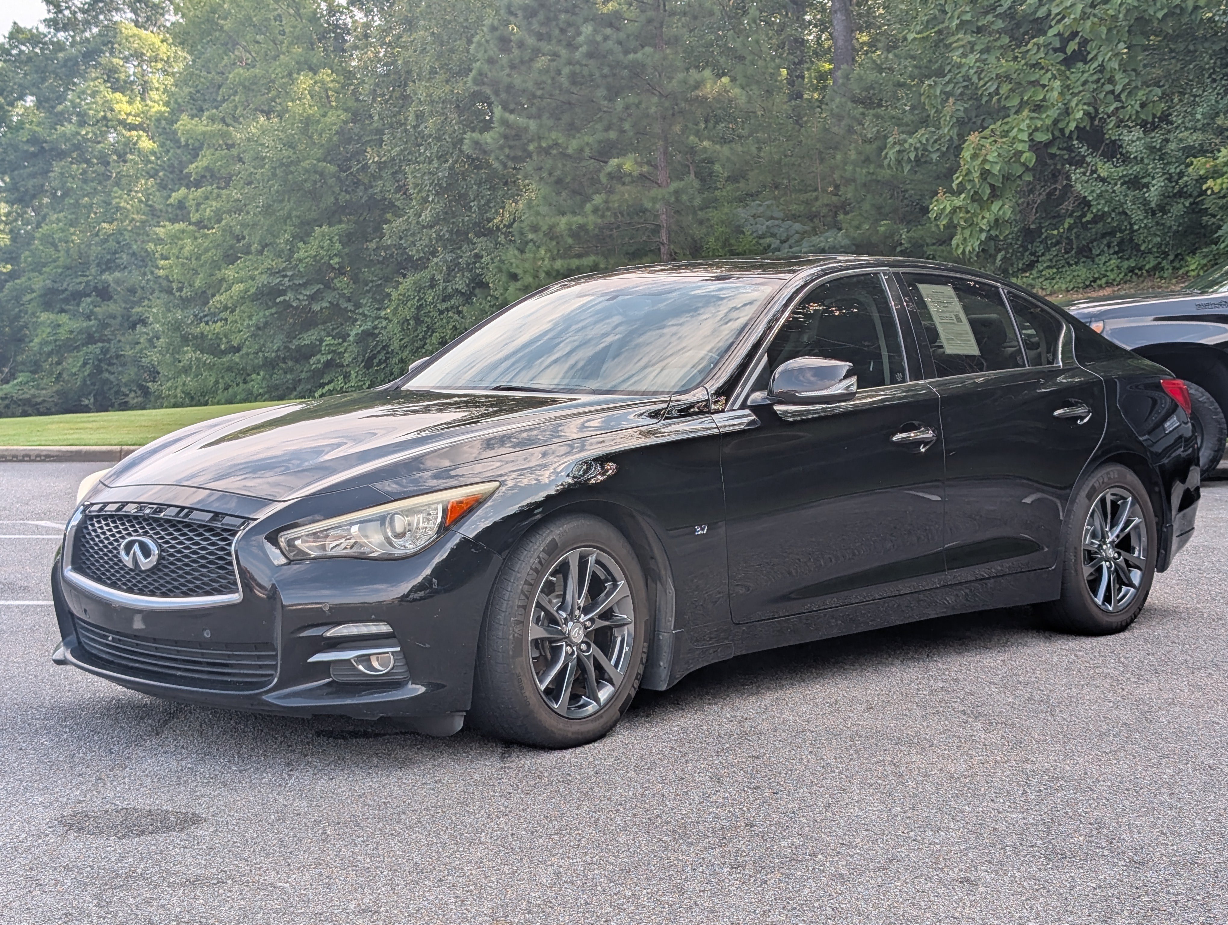 Used 2015 INFINITI Q50 Premium w/ Deluxe Touring Package RWD image 5