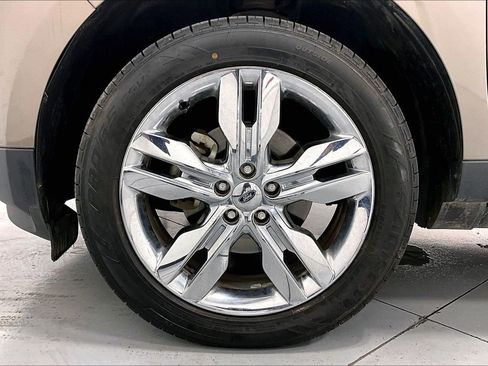 Used 2013 Ford Edge SEL FWD image 10