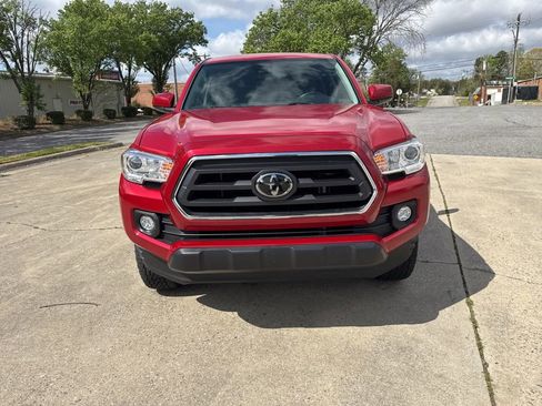 Used 2021 Toyota Tacoma SR5 image 10