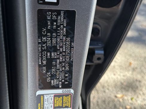 Used 2025 Kia K4 LXS image 22