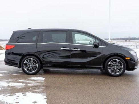 Used 2023 Honda Odyssey Elite image 8