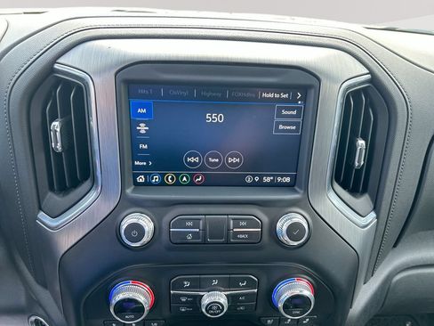 Used 2023 GMC Sierra 3500 Denali AWD/4WD image 18