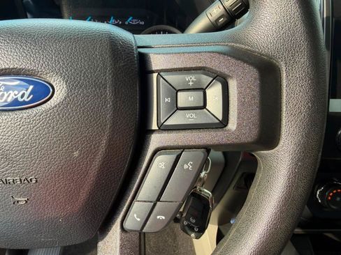 Used 2019 Ford F250 XLT w/ XLT Premium Package AWD/4WD image 12