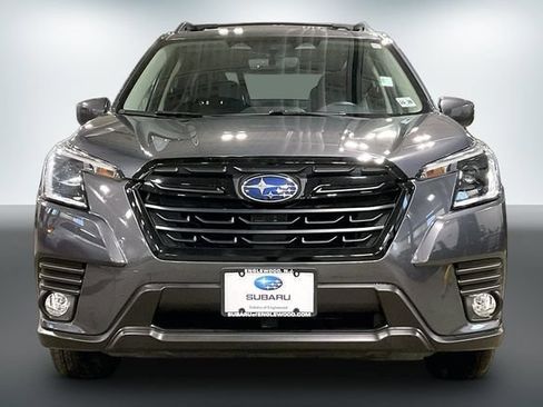 Used 2023 Subaru Forester Premium AWD/4WD image 2