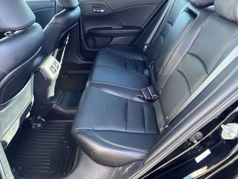 Used 2014 Honda Accord Touring image 22