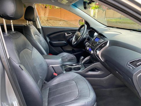 Used 2012 Hyundai Tucson Limited image 53