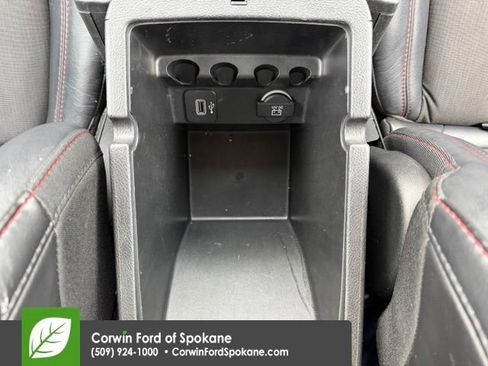 Used 2017 Jeep Cherokee Trailhawk AWD/4WD image 30