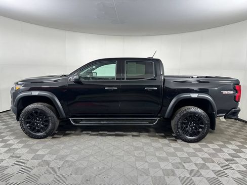 Used 2024 Chevrolet Colorado Trail Boss w/ Advanced Trailering Package AWD/4WD image 2