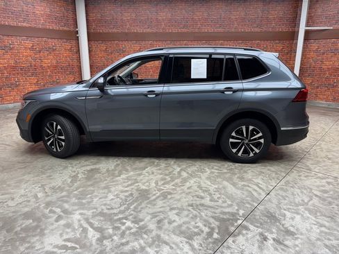 Used 2022 Volkswagen Tiguan S image 3