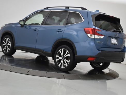 Used 2021 Subaru Forester Limited w/ Popular Package #3 AWD/4WD image 17