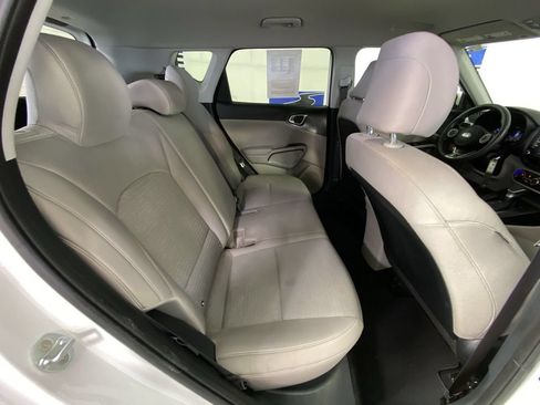Used 2021 Kia Soul S FWD image 29