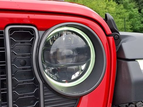 Used 2026 Jeep Gladiator Rubicon AWD/4WD image 9