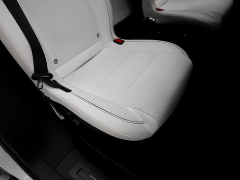 Used 2023 Tesla Model X Plaid image 59