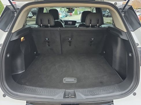 Used 2024 Buick Encore GX Sport Touring image 14