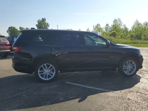 Used 2025 Dodge Durango GT AWD/4WD image 9
