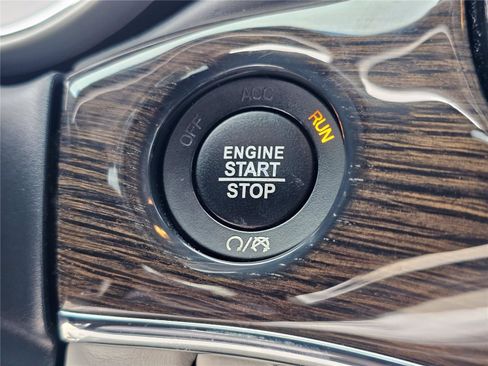 Used 2020 Jeep Grand Cherokee Summit AWD/4WD image 24