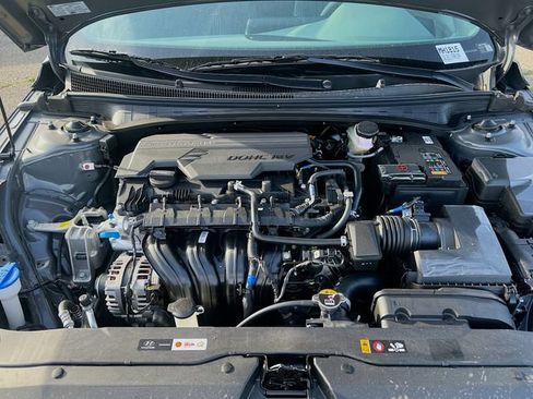 New 2026 Hyundai Elantra Sport FWD image 27