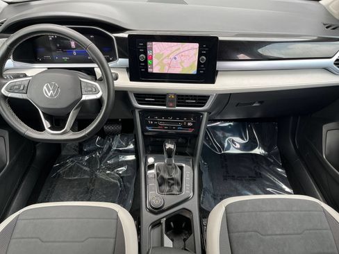 Used 2026 Volkswagen Taos SE AWD/4WD image 38