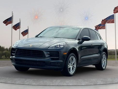 Used 2019 Porsche Macan AWD/4WD image 5