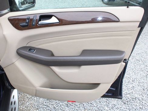 Used 2013 Mercedes-Benz ML 350 4MATIC image 22