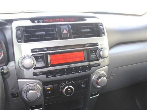 Used 2012 Toyota 4Runner SR5 AWD/4WD image 28