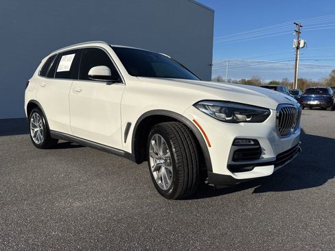 Used 2020 BMW X5 sDrive40i w/ Premium Package image 3