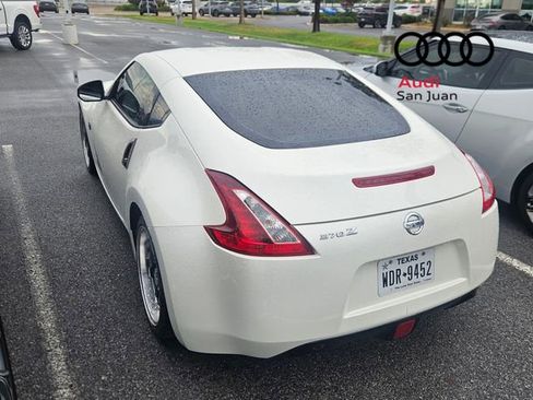 Used 2020 Nissan 370Z Coupe RWD image 4