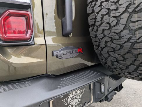 Used 2025 Ford Bronco Raptor AWD/4WD image 12