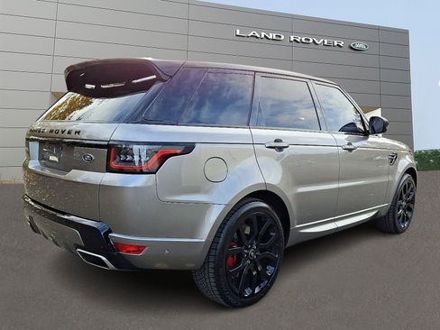 Used 2022 Land Rover Range Rover Sport HSE Dynamic image 2