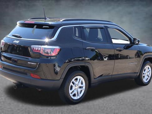 Used 2019 Jeep Compass Sport FWD image 3