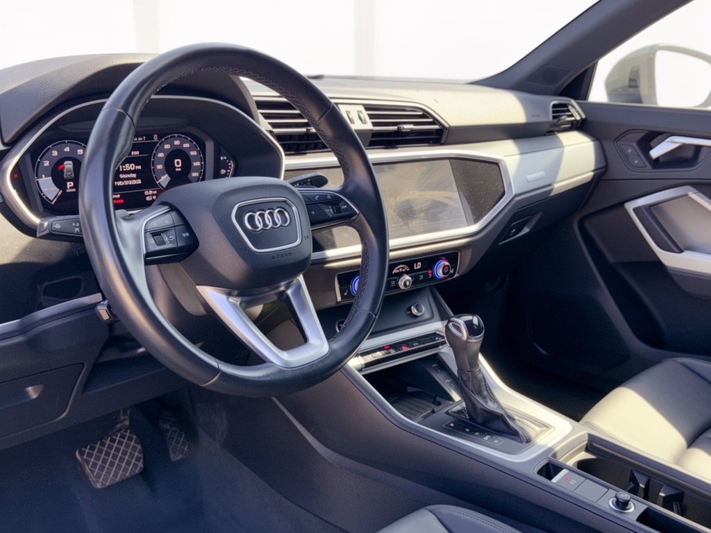 Used 2024 Audi Q3 2.0T Premium AWD/4WD image 4
