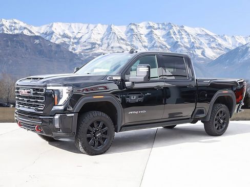 Used 2024 GMC Sierra 3500 AT4 w/ AT4 Premium Plus Package image 2