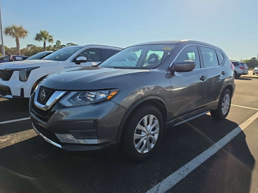 Used 2020 Nissan Rogue S FWD image 4