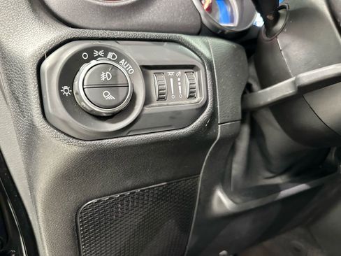 Used 2021 Jeep Gladiator Mojave image 16