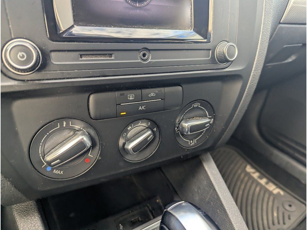 Used 2017 Volkswagen Jetta S FWD image 20