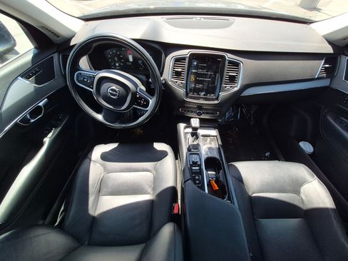 Used 2021 Volvo XC90 T5 Momentum w/ Climate Package AWD/4WD image 29