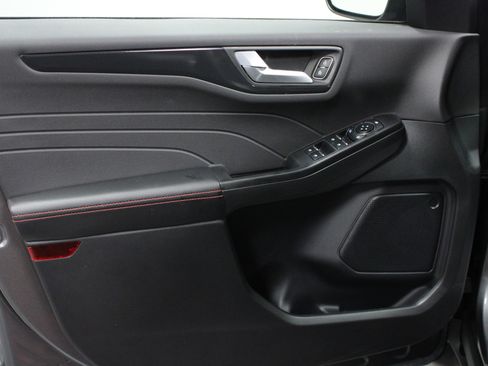 New 2026 Ford Escape ST-Line w/ Tech Pack #1 image 11