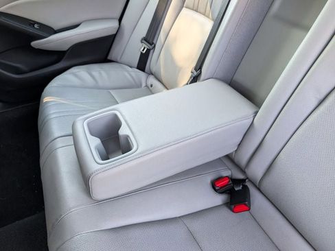Used 2018 Honda Accord EX-L image 19