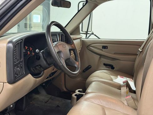 Used 2006 Chevrolet Silverado 3500 W/T RWD image 20