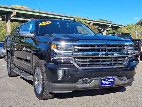 Used 2017 Chevrolet Silverado 1500 High Country image 2