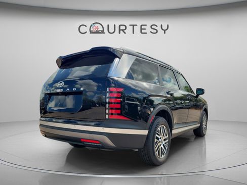 New 2026 Hyundai Palisade SEL image 3