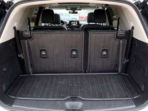 Certified 2023 Nissan Pathfinder Platinum AWD/4WD image 11
