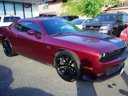 Used 2019 Dodge Challenger GT w/ Stars & Stripes Edition RWD image 3