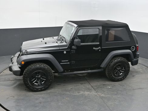Used 2014 Jeep Wrangler Sport image 29