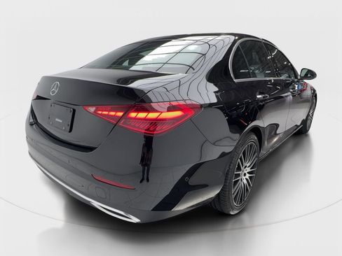Used 2025 Mercedes-Benz C 300 Sedan image 7