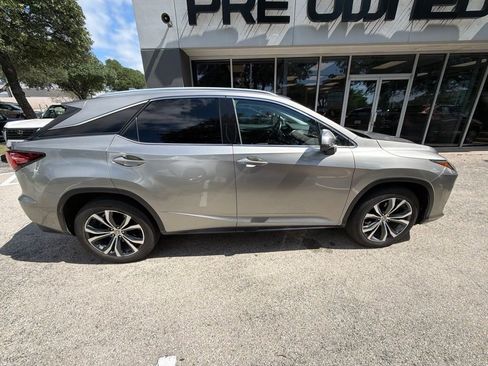 Used 2017 Lexus RX 350 FWD w/ Premium Package image 4