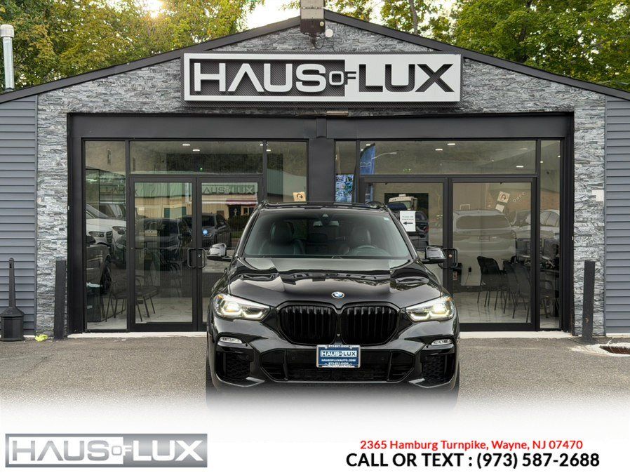 Used 2020 BMW X5 xDrive40i w/ M Sport Package AWD/4WD image 4