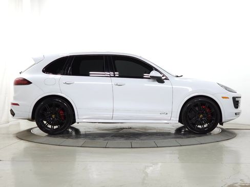 Used 2016 Porsche Cayenne GTS w/ Premium Package Plus image 5
