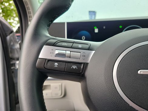 Used 2025 Hyundai Tucson SEL AWD/4WD image 23