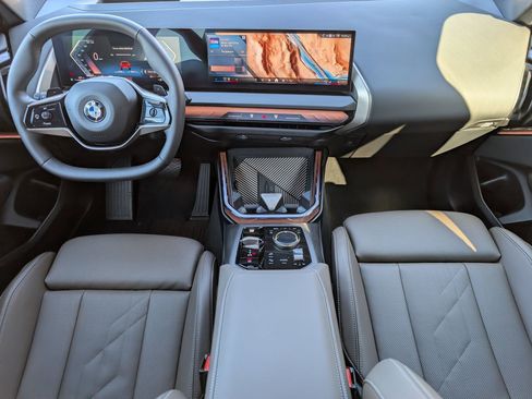 Certified 2025 BMW X3 xDrive30 w/ Premium Package AWD/4WD image 15